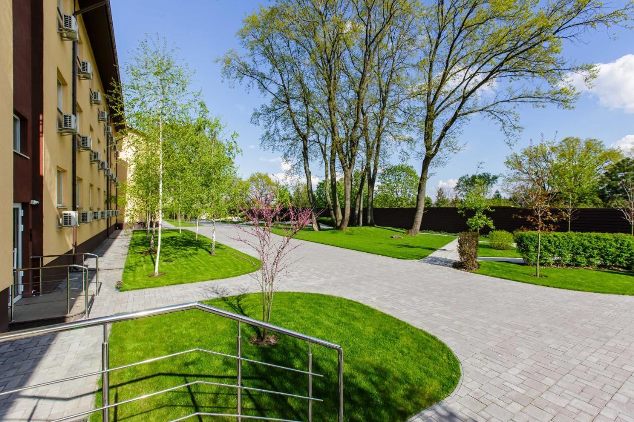 Gd Apartment Osokorky Киев Екстериор снимка